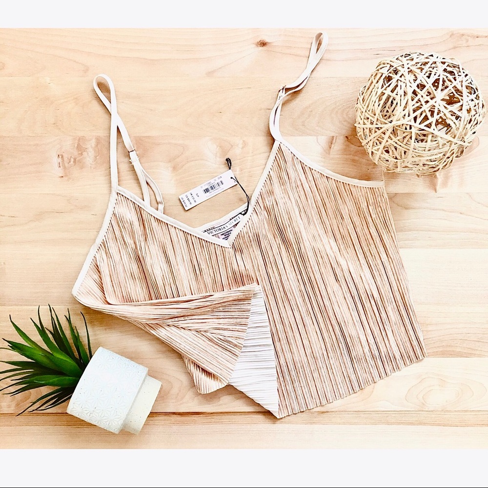🐆Victoria Secret, Shine Pleat Crop Cami , Pleated